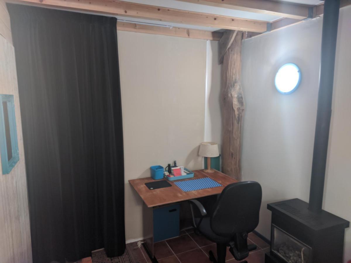 Logeerruimte In Gerenoveerde Boerderij In Wachtum Apartman Kültér fotó