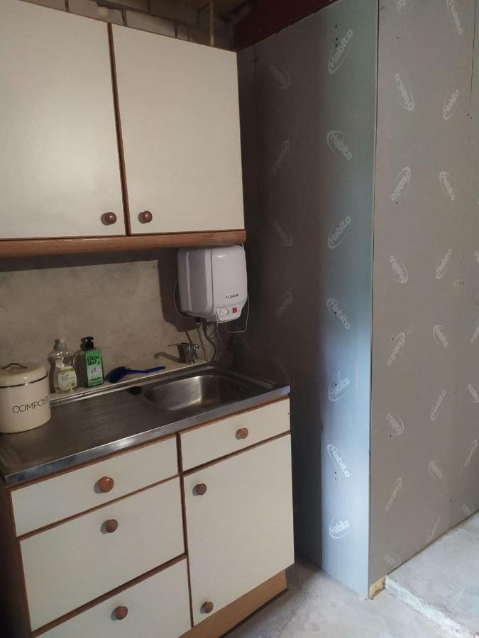 Logeerruimte In Gerenoveerde Boerderij In Wachtum Apartman Kültér fotó