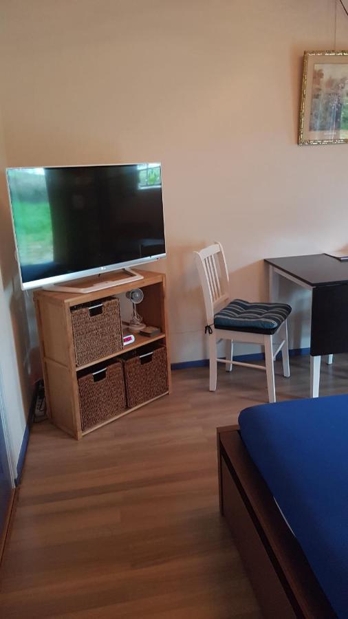Logeerruimte In Gerenoveerde Boerderij In Wachtum Apartman Kültér fotó