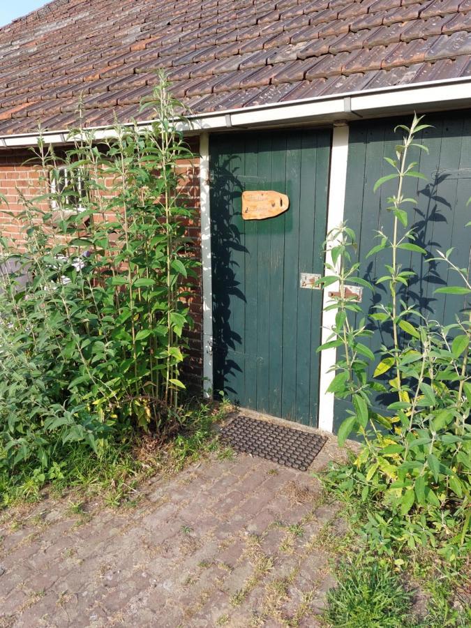 Logeerruimte In Gerenoveerde Boerderij In Wachtum Apartman Kültér fotó